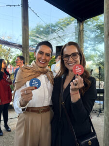 Mari Toson e Anna Arthur