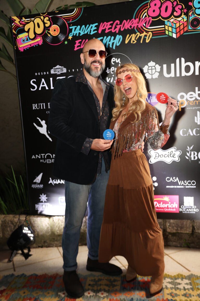 Sezinando Gomes e Thais Ribeiro